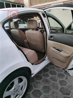 شيري E5